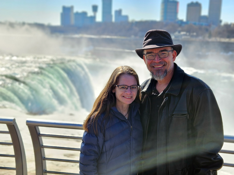 Alan & Rachel at Niagara Falls