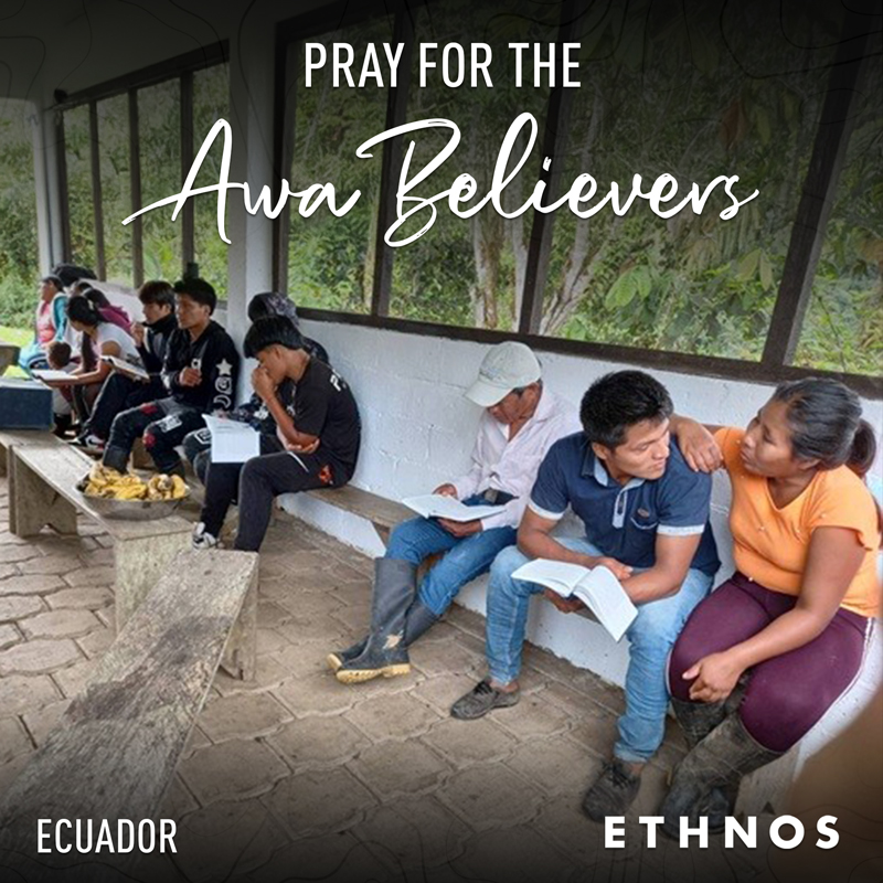 People in Ecuador reading their Bibles