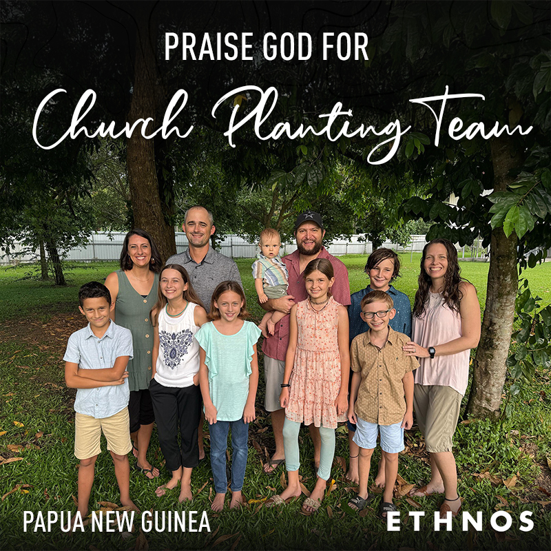 The Shaiebly family (left) and the Willett family (right)